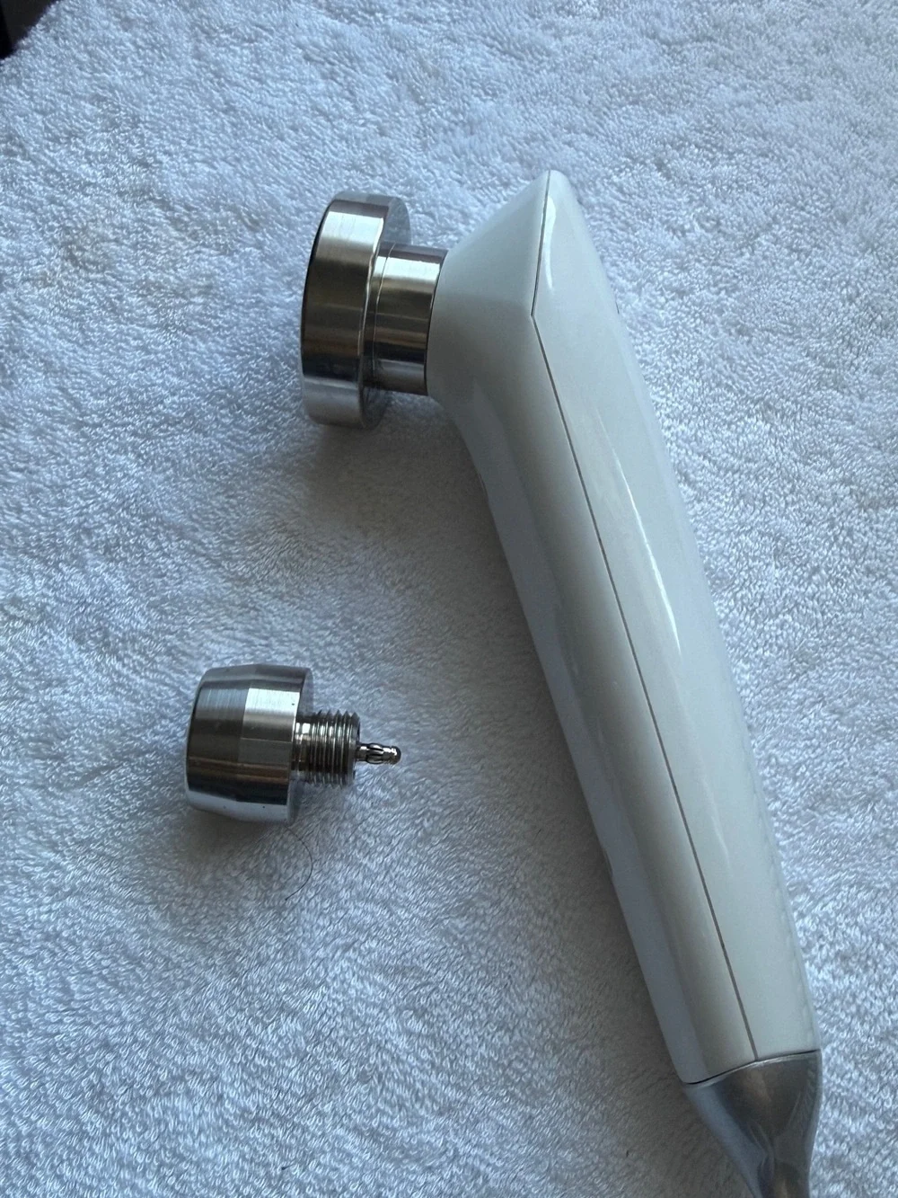 AVORLA RF Beauty Instrument - White and Black
